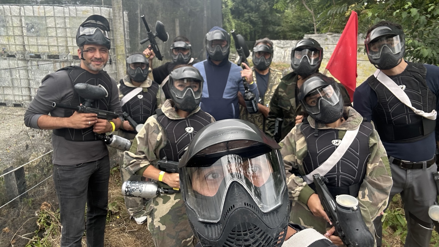 ATZP Team und Mitglieder beim Paintball in Rohrau